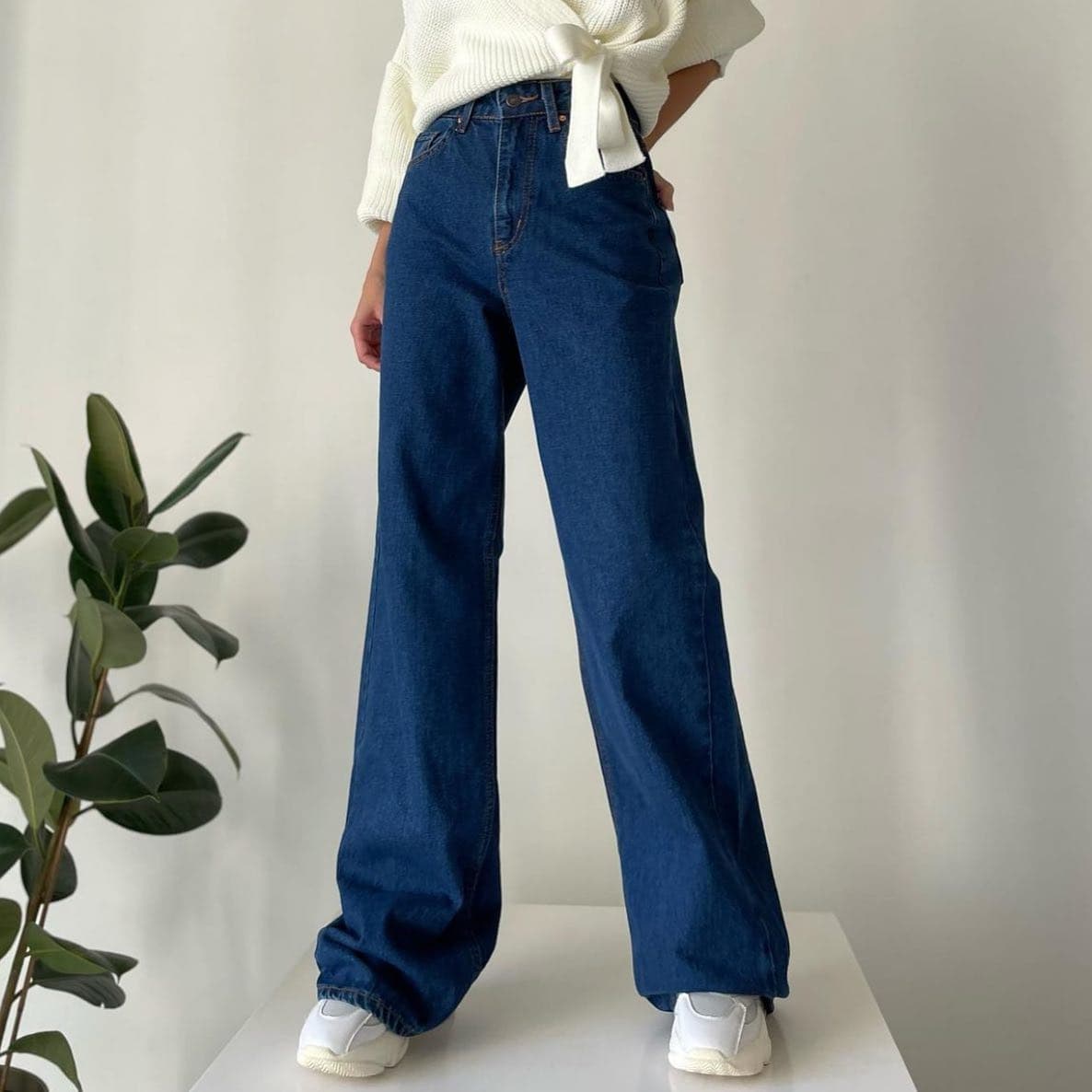Модные женские джинсы фото №22