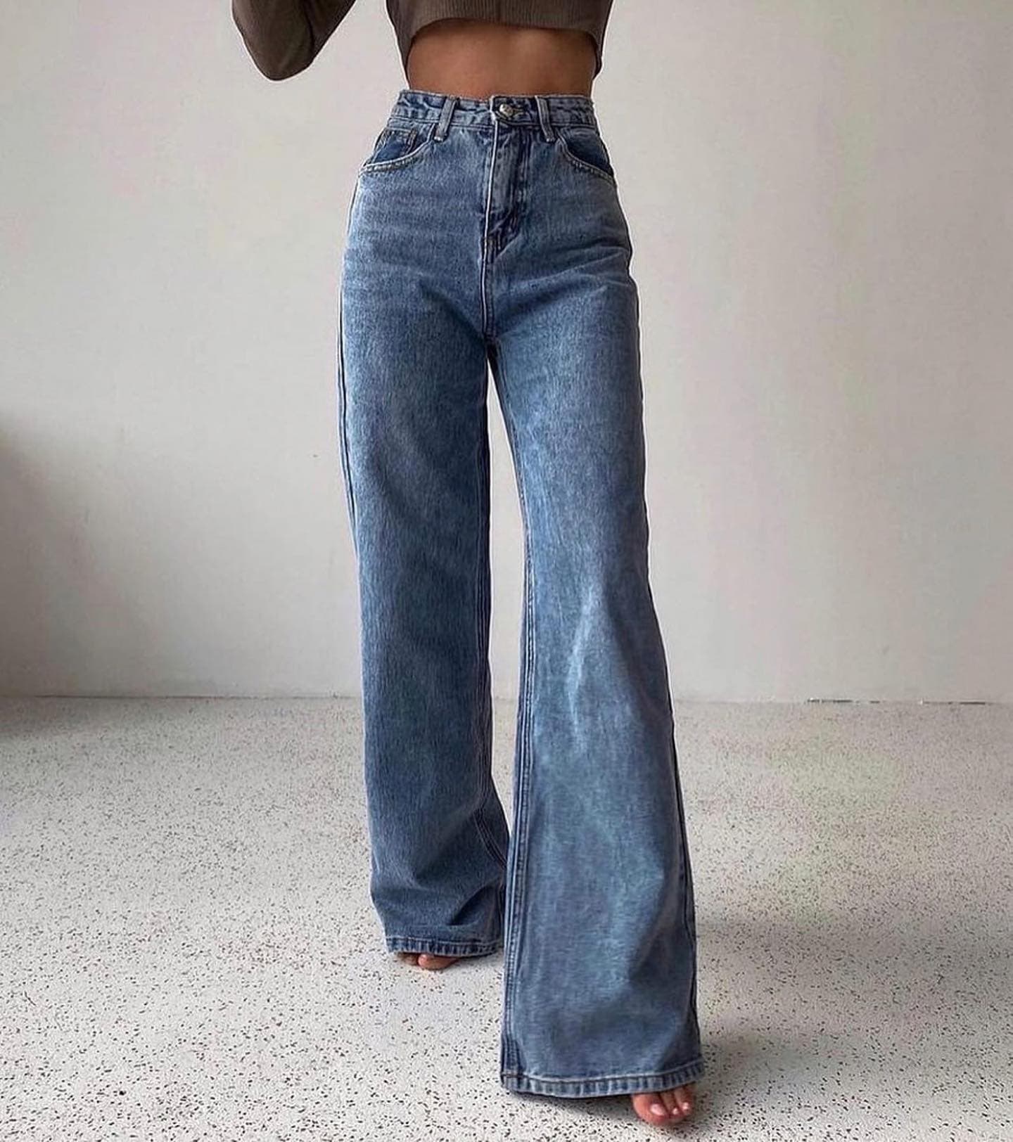 Модные женские джинсы фото №6