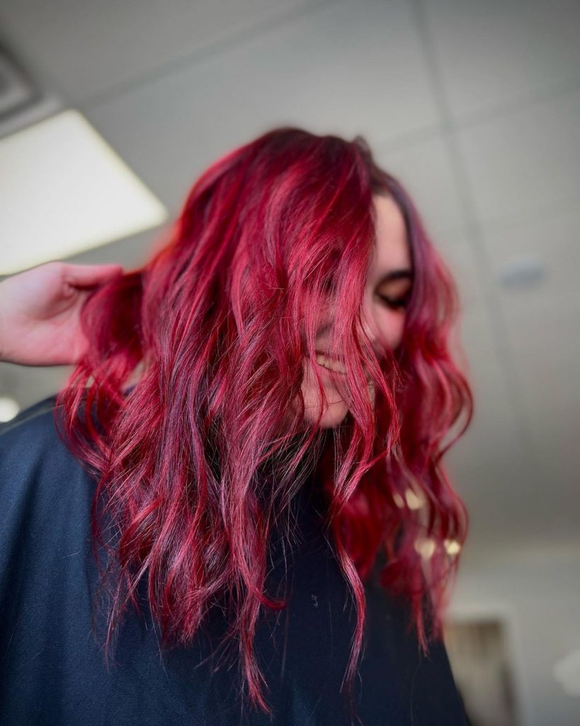 Красный цвет волос фото№44