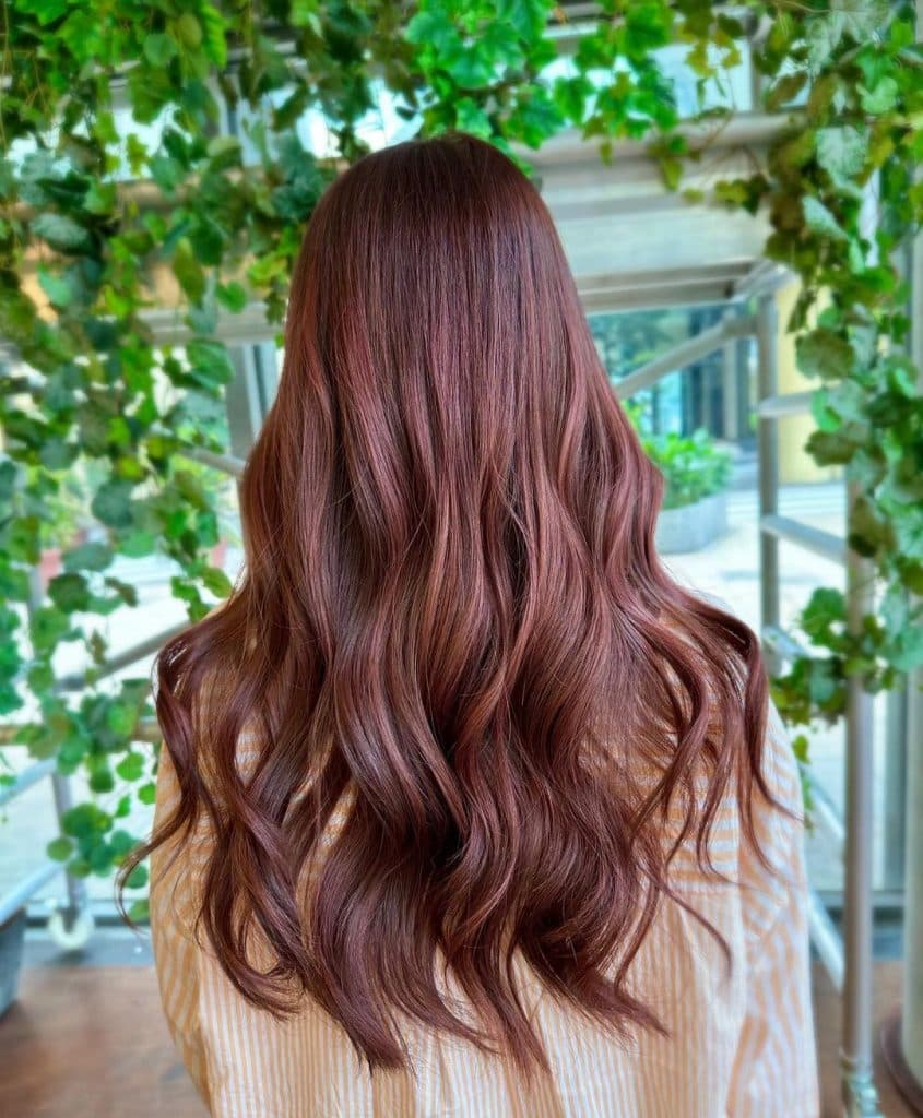 Шоколадный цвет волос фото №40